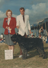 Ekabu and Pat 1985; Ekabu van Dafzicht's 1st AKC show in the U.S. he won BOB over Specials